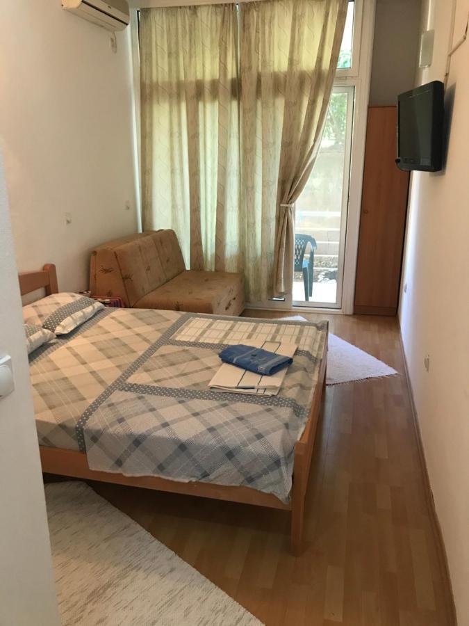 Tina Rooms Ulcinj Buitenkant foto